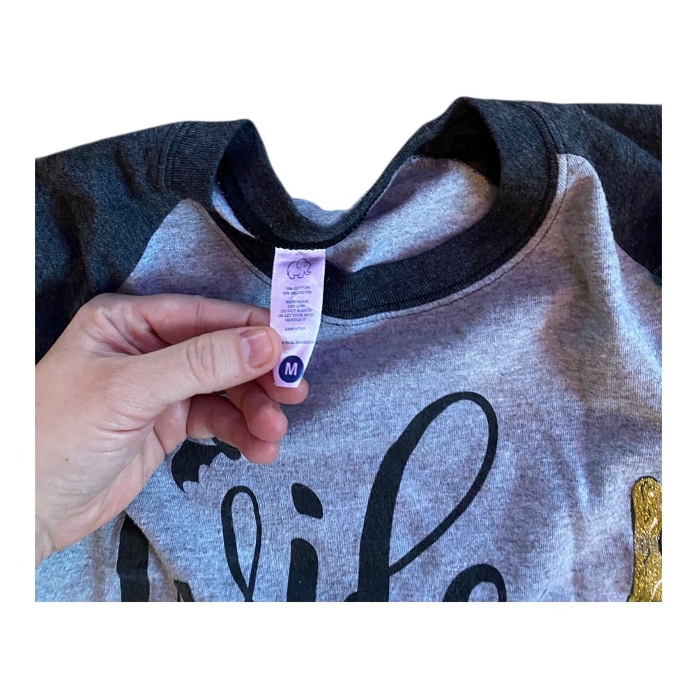 Country Chick Wife Mom Witch Raglan Shirt Womens Medium Gray Gold Broom Graphic - Picture 7 of 8